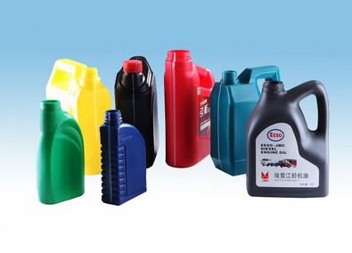 吹塑機(jī)專業(yè)生產(chǎn)廠家——意久機(jī)械，不斷創(chuàng)新求